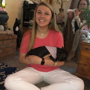 Meet your Posher, Katelyn